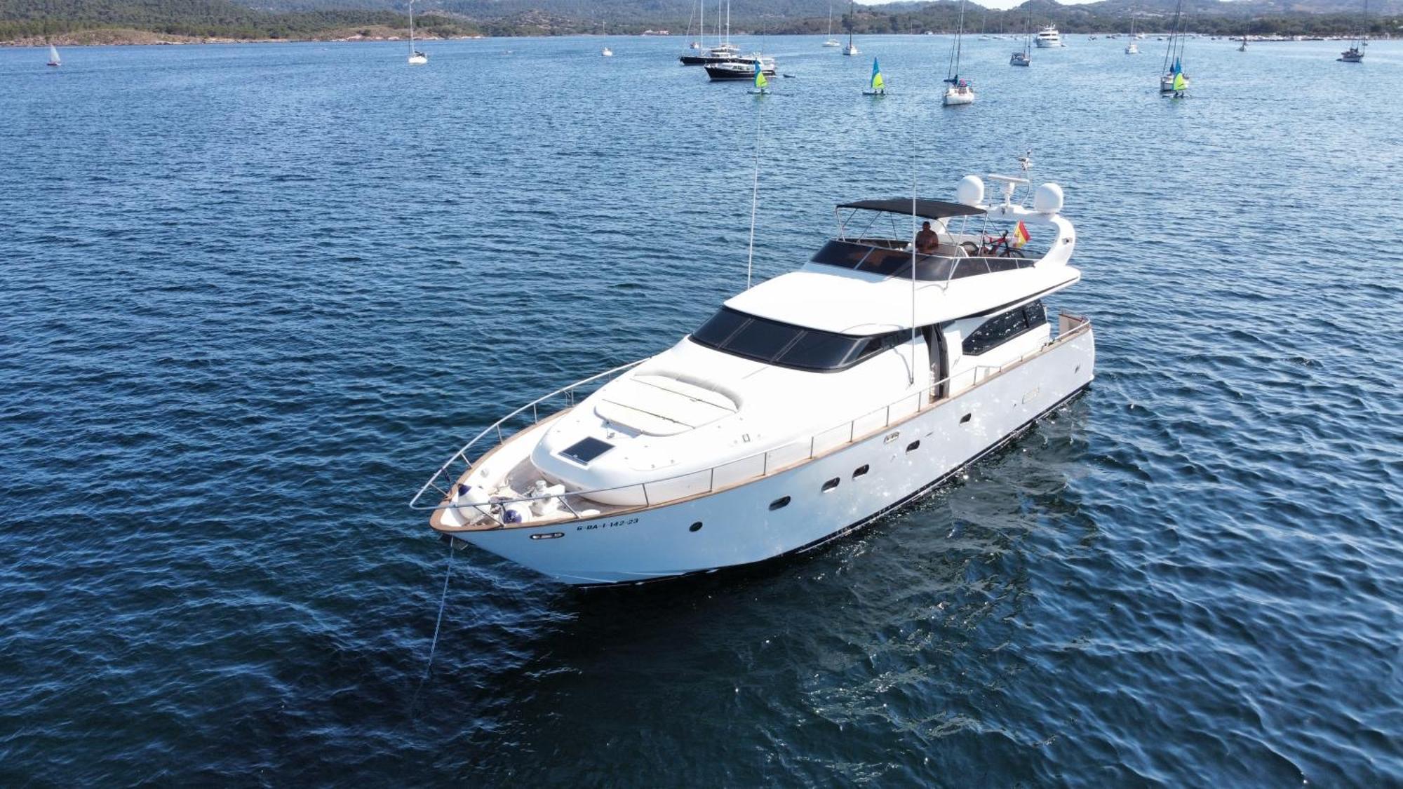 Hotel Yacht 20Metros Sant Adrià de Besòs Exterior foto